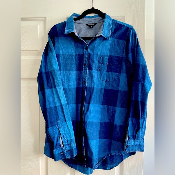Women’s Medium - Lucky Brand button down - Picture 1 of 3